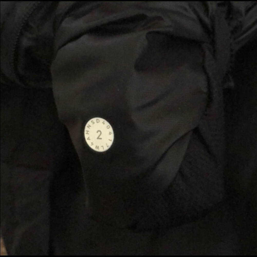 Lululemon Down for a Run Vest II - Picture 6 of 8